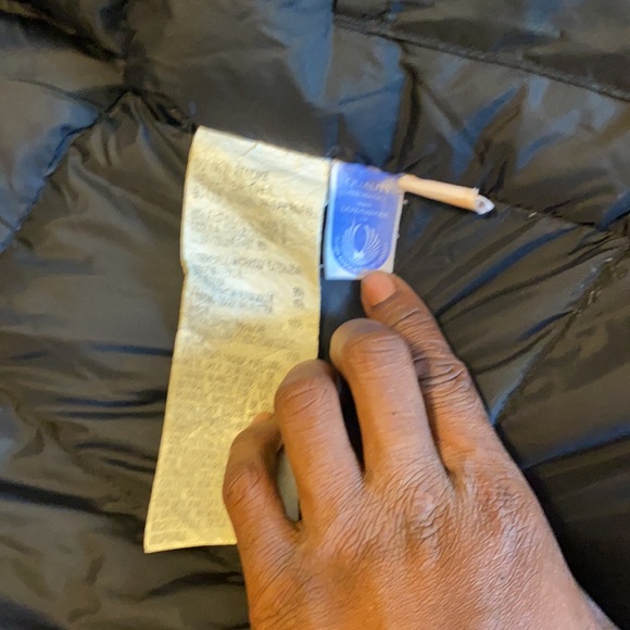 Canada Goose Winter Red Jacket - Picture 3 of 7